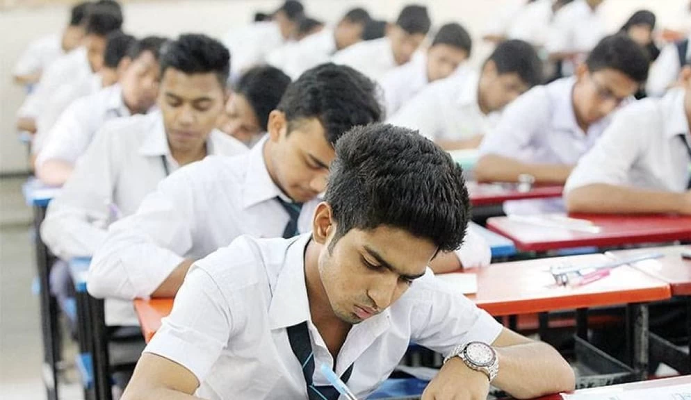 আরও ৩ দিনের এইচএসসি পরীক্ষা স্থগিত