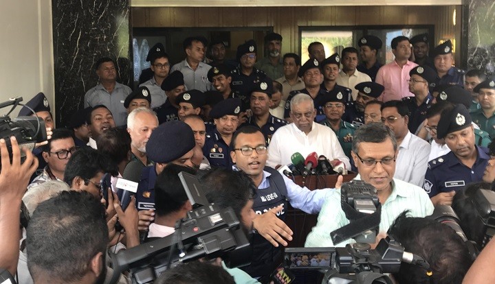 নারায়ণগঞ্জে নজিরবিহীন তাণ্ডব চালানো হয়েছে: স্বরাষ্ট্রমন্ত্রী